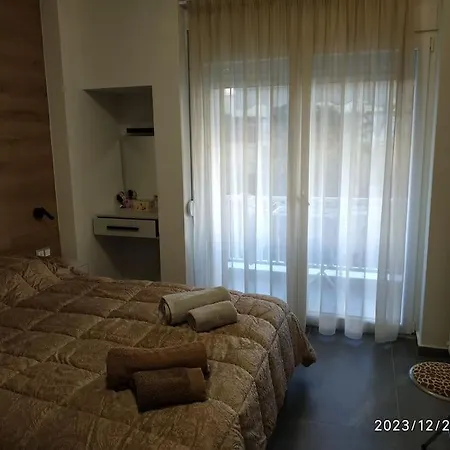 Artemis Luxury In Iktinou Pedestrian & Mitropolitou Iossif Area 公寓