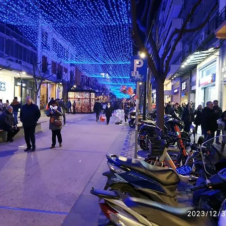 Artemis Luxury In Iktinou Pedestrian & Mitropolitou Iossif Area