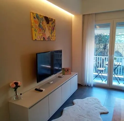 Artemis Luxury In Iktinou Pedestrian & Mitropolitou Iossif Area 公寓