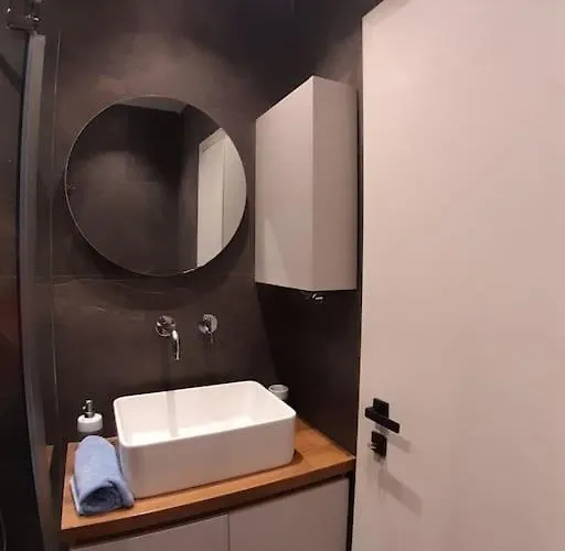 Artemis Luxury In Iktinou Pedestrian & Mitropolitou Iossif Area 公寓 塞萨洛尼基
