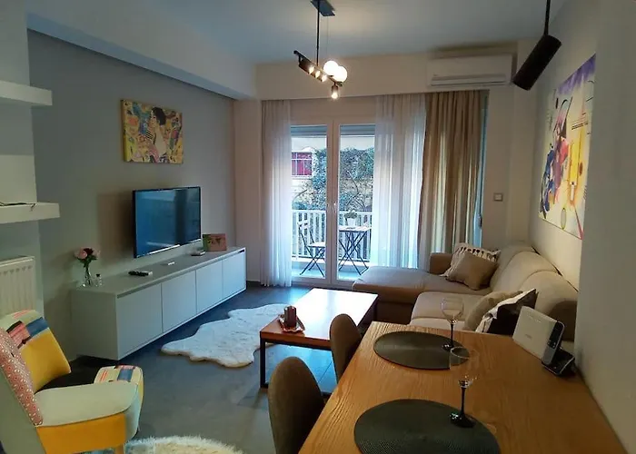 Artemis Luxury In Iktinou Pedestrian & Mitropolitou Iossif Area