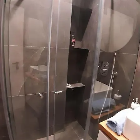 Artemis Luxury In Iktinou Pedestrian & Mitropolitou Iossif Area * Thessaloniki