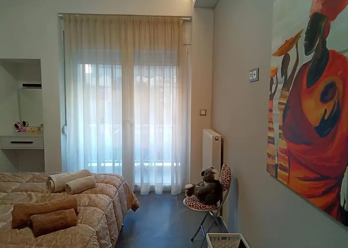 Artemis Luxury In Iktinou Pedestrian & Mitropolitou Iossif Area Thessaloniki