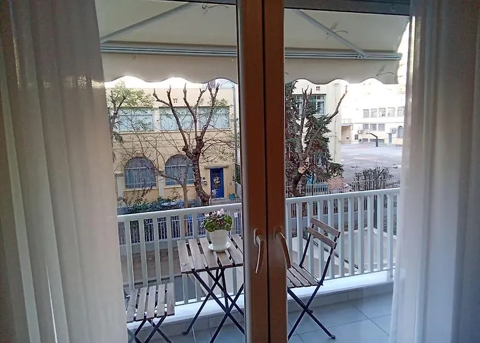 Artemis Luxury In Iktinou Pedestrian & Mitropolitou Iossif Area