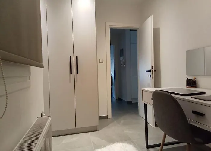 Artemis Luxury In Iktinou Pedestrian & Mitropolitou Iossif Area * Thessaloniki