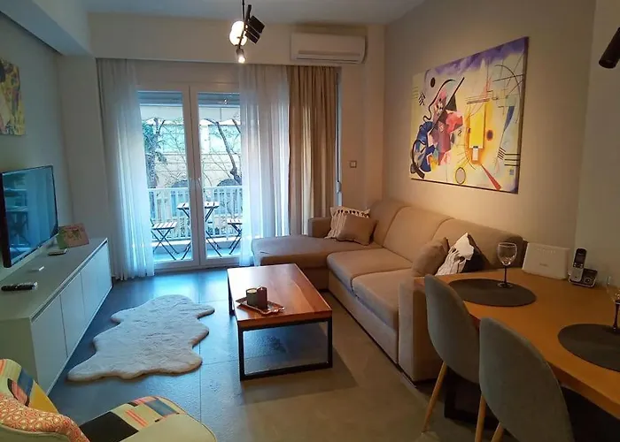 Artemis Luxury In Iktinou Pedestrian & Mitropolitou Iossif Area Apartment *