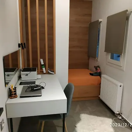 Artemis Luxury In Iktinou Pedestrian & Mitropolitou Iossif Area شقة سالونيك